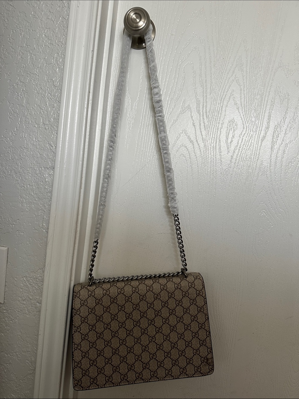 Gucci Beige GG Supreme Shoulder Bag with Black Accent & Silver Hardware - Picture 6 of 6